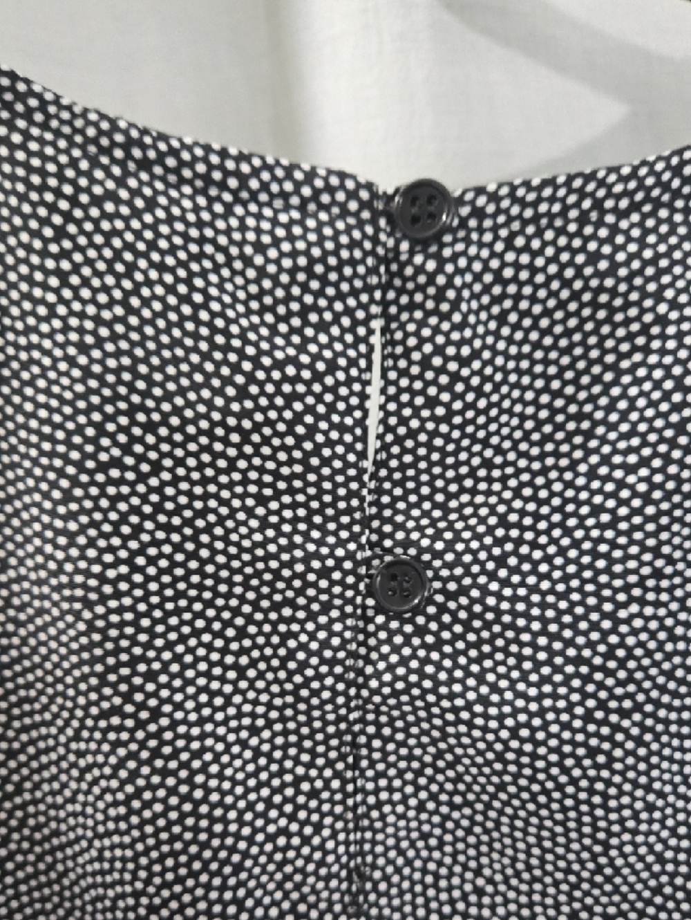 Nicola Black & White Micro‑Dot Blouse – Minimal Luxe Modern Look - Picture 8 of 10